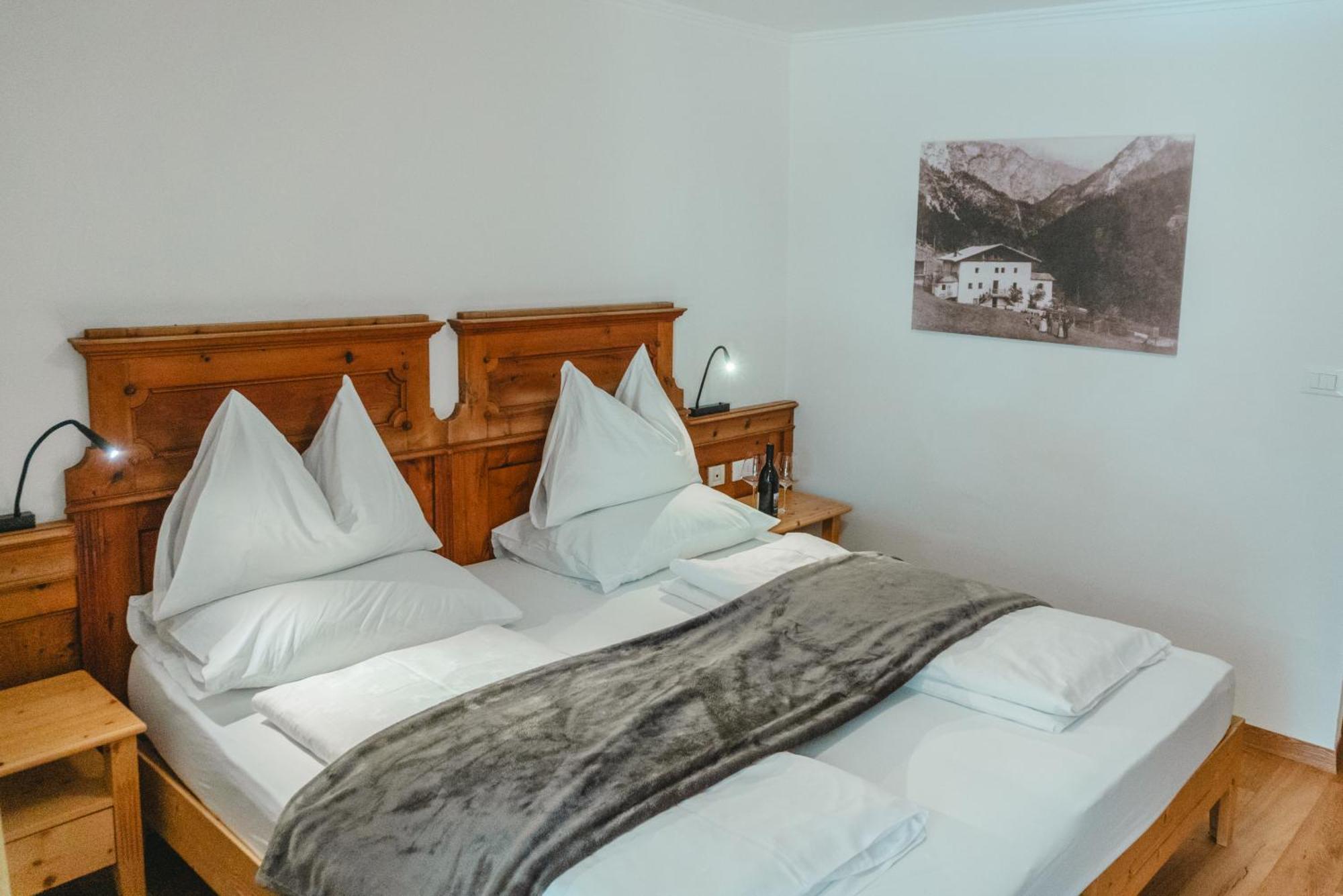 Dolomitenhotel Weisslahnbad تيريس المظهر الخارجي الصورة